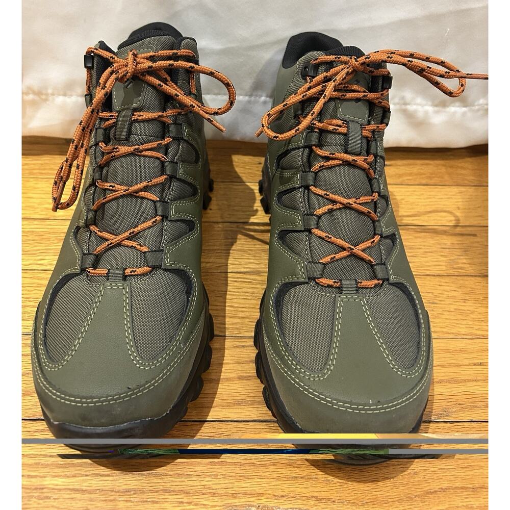 Columbia Men's Green Buxton Peak Mid II Hiking Boots Size 10